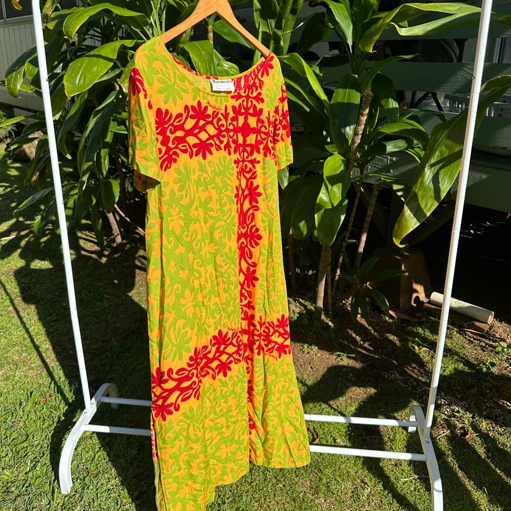 VINTAGE MANUHEALI’I MAXI